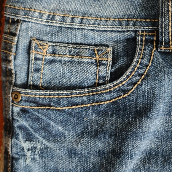 No Boundaries Ladie's Denim Shorts - Picture 5 of 8